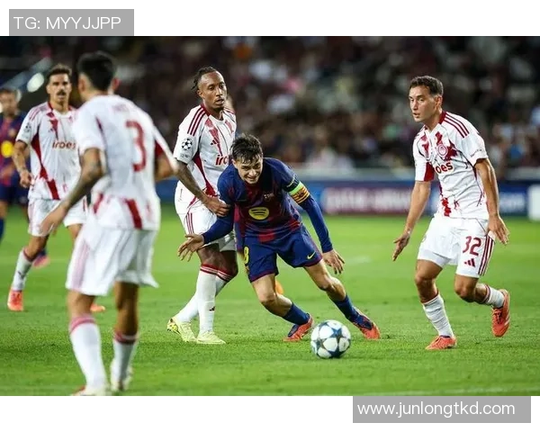 德甲激战波尔图小胜皇马帽子戏法引发争议判罚全场沸腾